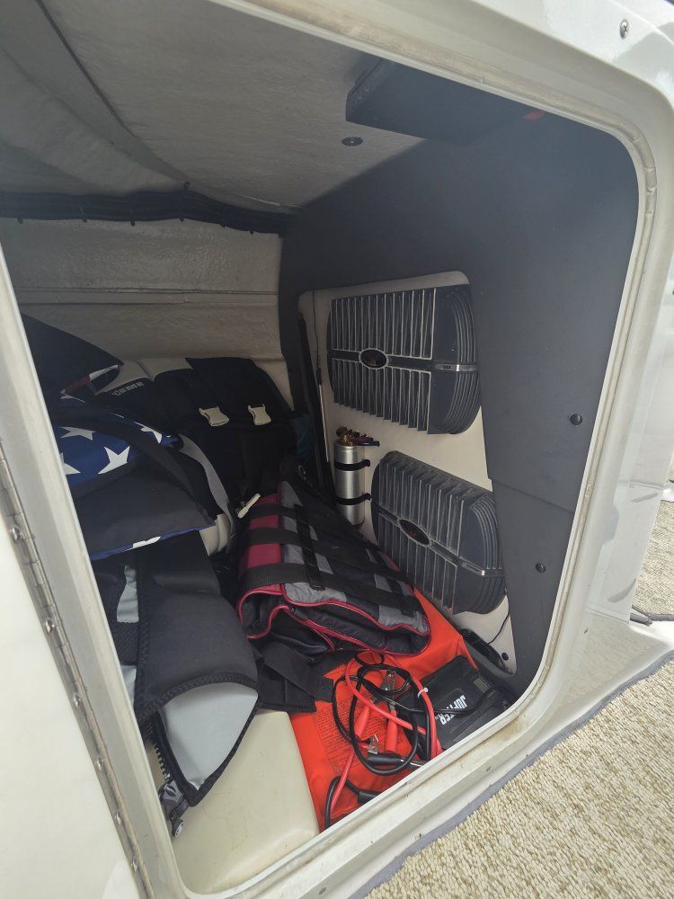 Main image 6