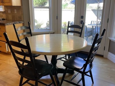 Dinette Table