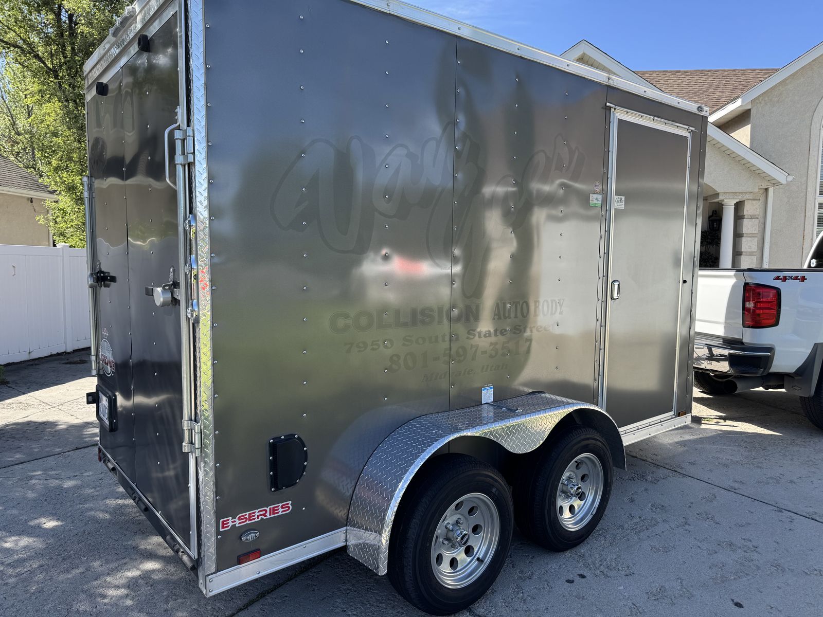 2022  12' x 6 '    V - Nose (18 inches)  Cargo Mate Enclosed Trailer Ramp Door