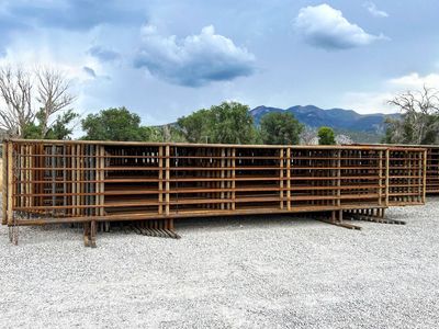 Heavy-Duty 5' x 24' Free-Standing Panels