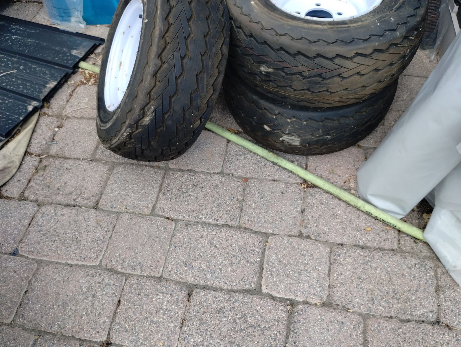 3 trailer tires duro 20.5x8-10  95m high speed