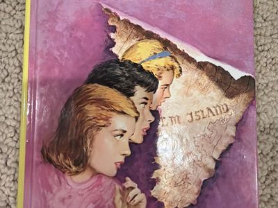 Nancy Drew Mystery Novels