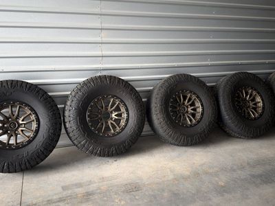 37” Maxxis Razr AT Tires & 17” Fuel Rebels