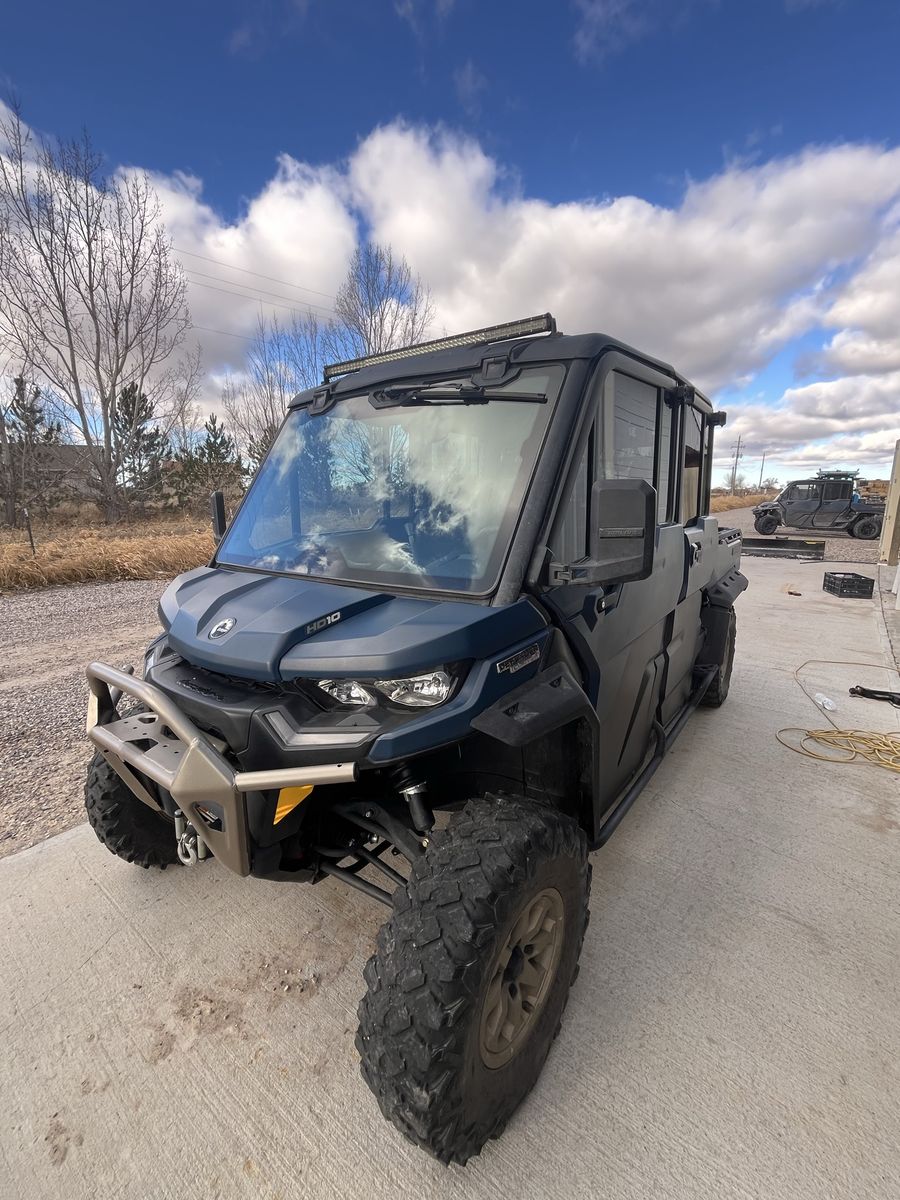 2025 Can-Am Defender MAX Limited HD10