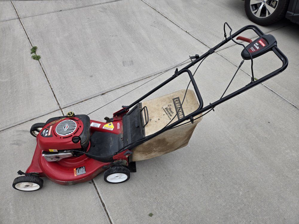 Self Propelled Craftsman Lawnmower