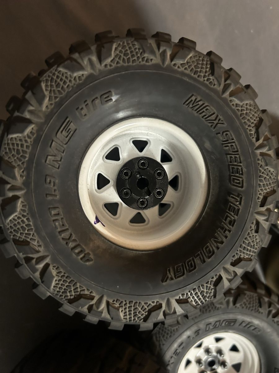 Main image 2
