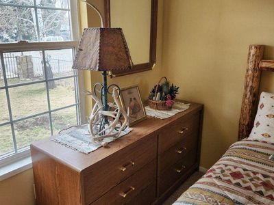Bedroom Furniture Dresser Chest of Drawers Mirror