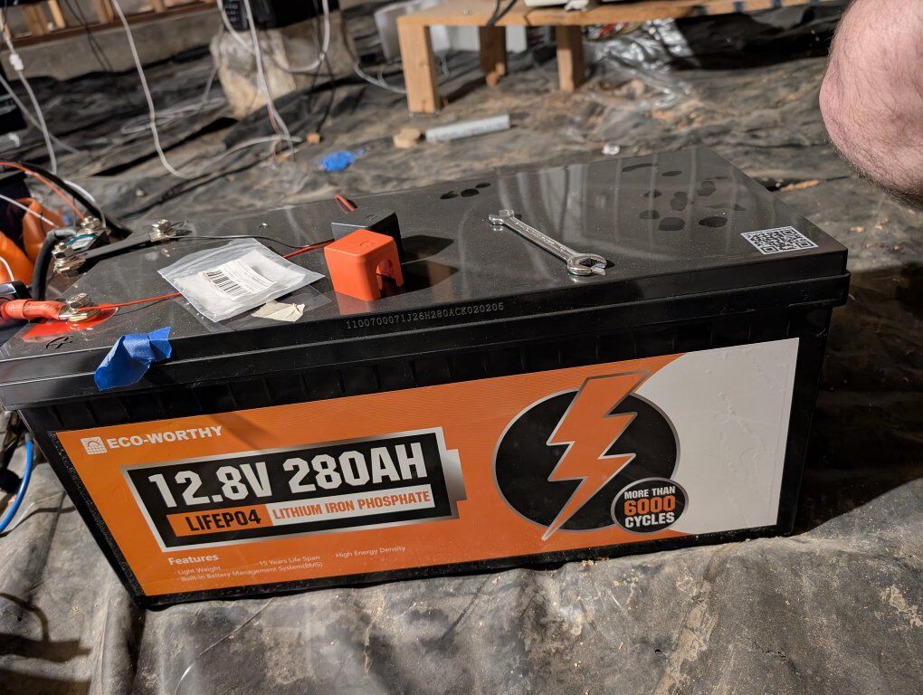 7.5 kWh 12V LifePo4 batteries with inverter/charge