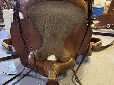 Saddle