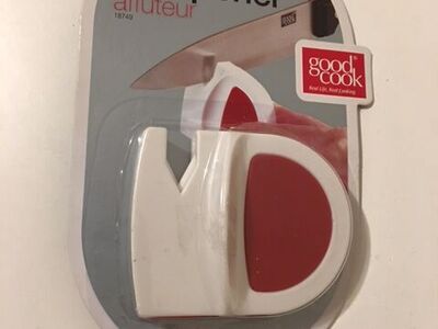 Goodcook Ceramic 2.5" x 2" Knife Sharpener