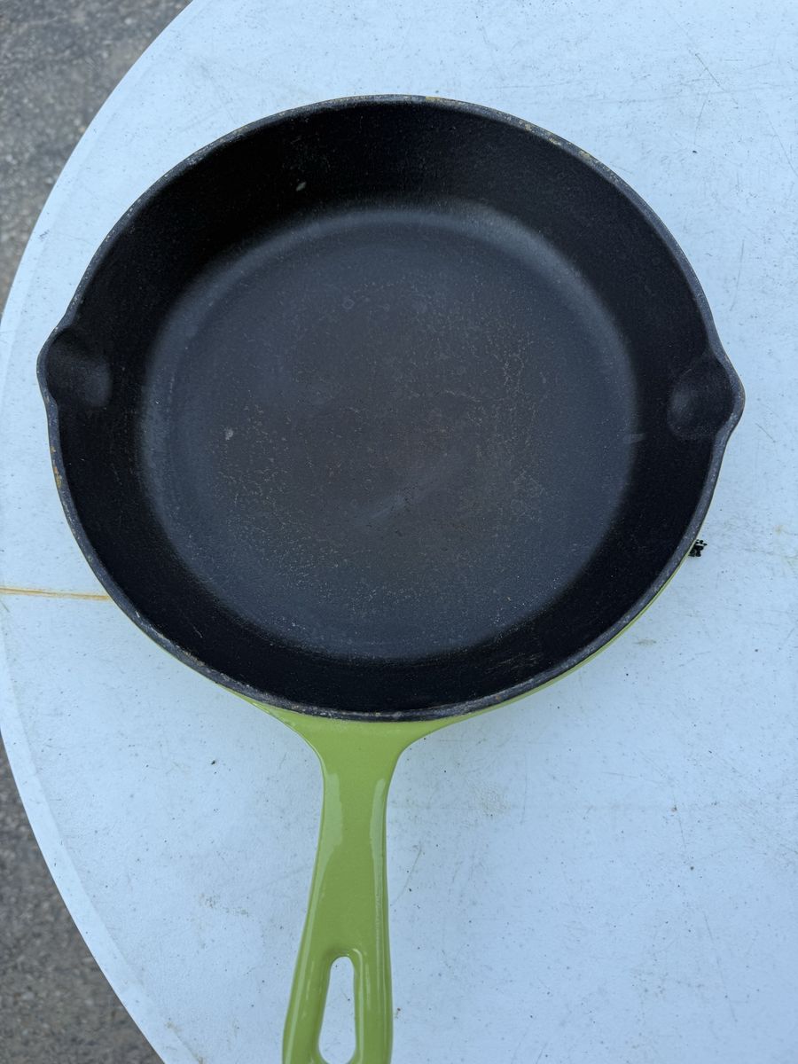 Main image 6