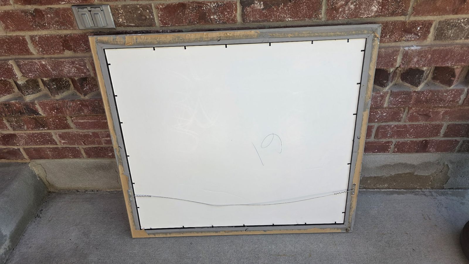 Main image 8