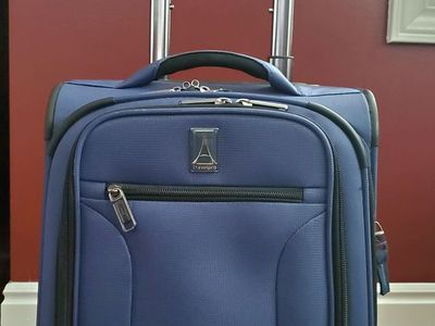 Travel Pro 4 Spinner Carry On Luggage. Dark Blue Soft Sides Canvas