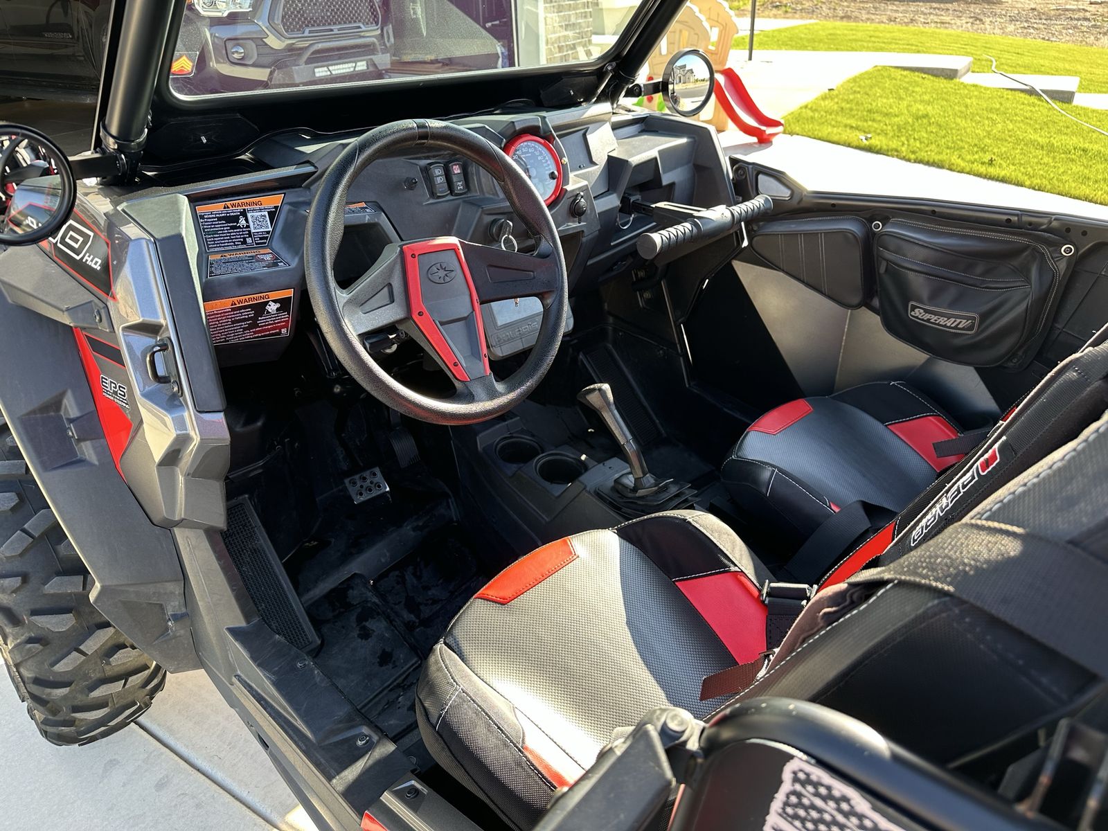 Main image 5