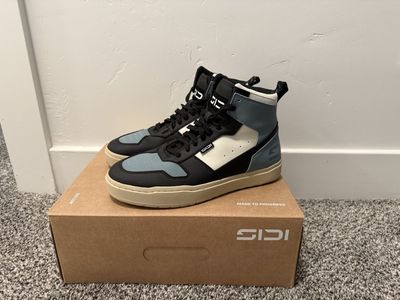 Sidi Lynx motorcycle boots