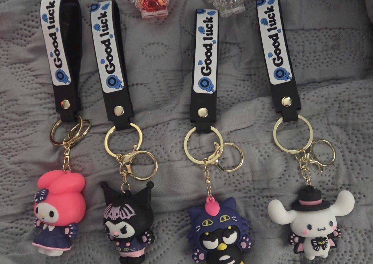 Sanrio My Melody, Kuromi, Cinnamoroll & Badtz-Maru Keychain Set - Cute "Good Luck" Keyring Bundle