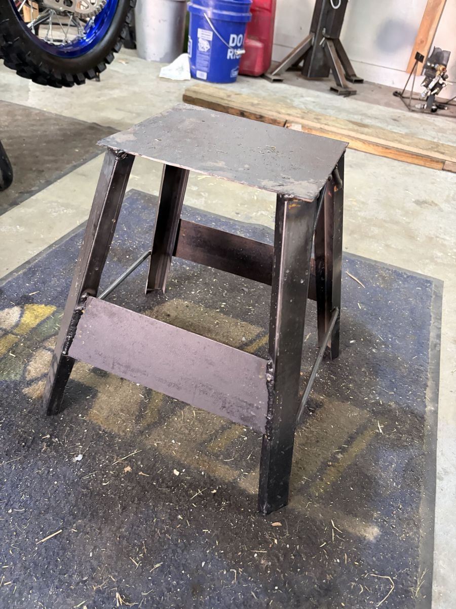 Dirt bike stand