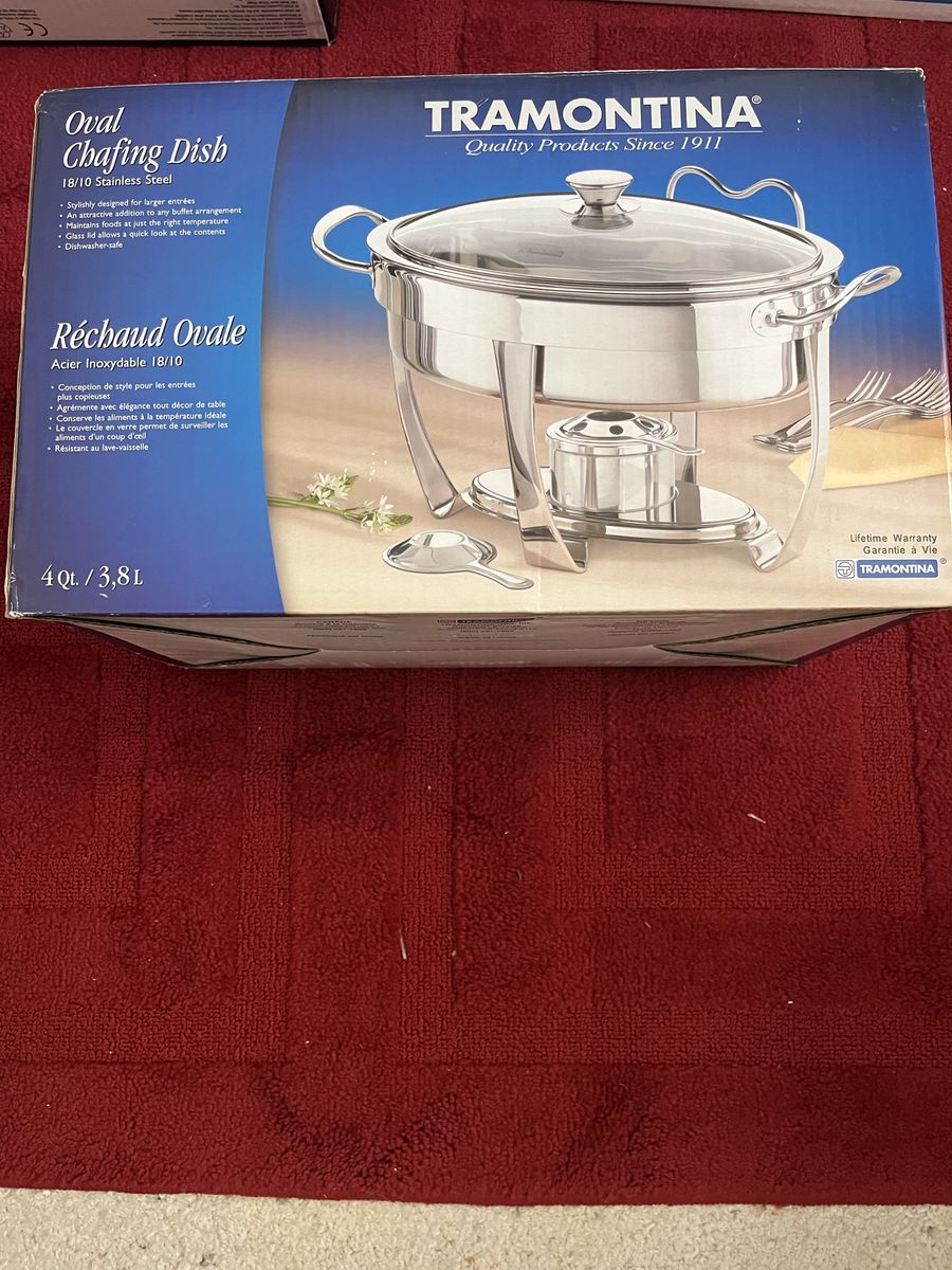 Tramontina Oval Chafing Dish 4 Qt 18/10 Stainless Steel with Glass Lid & Stand