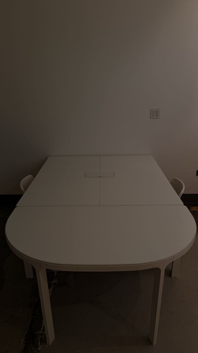 Main image 3