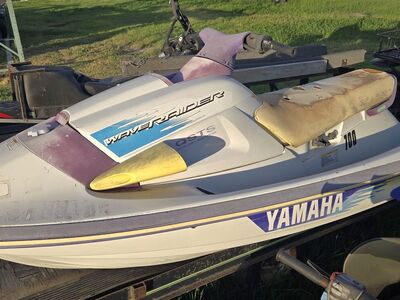 Parting Out 1995 Yamaha Wave Raider 701