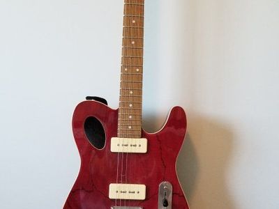 Michael Kelly 59 Thinline Electric Guitar, amp, case and cord