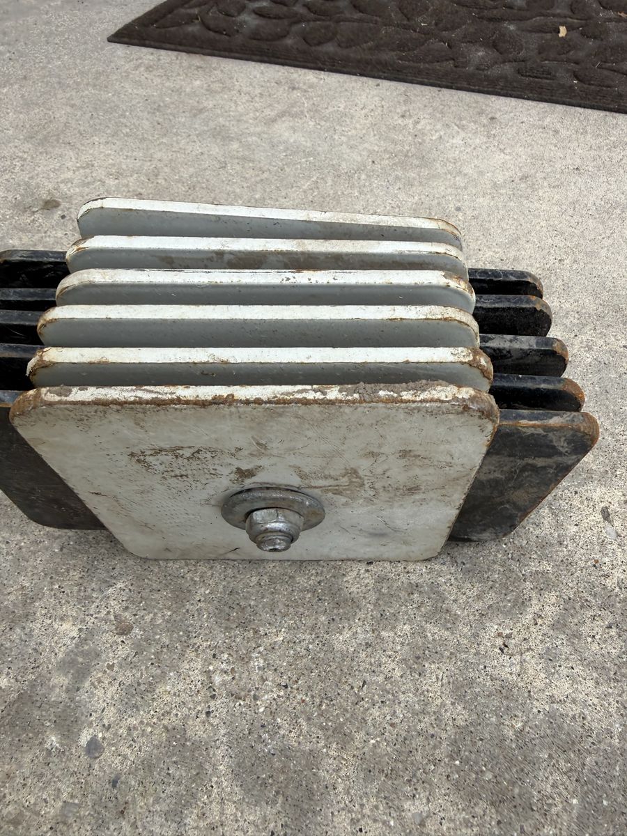 Tornado drift boat anchor