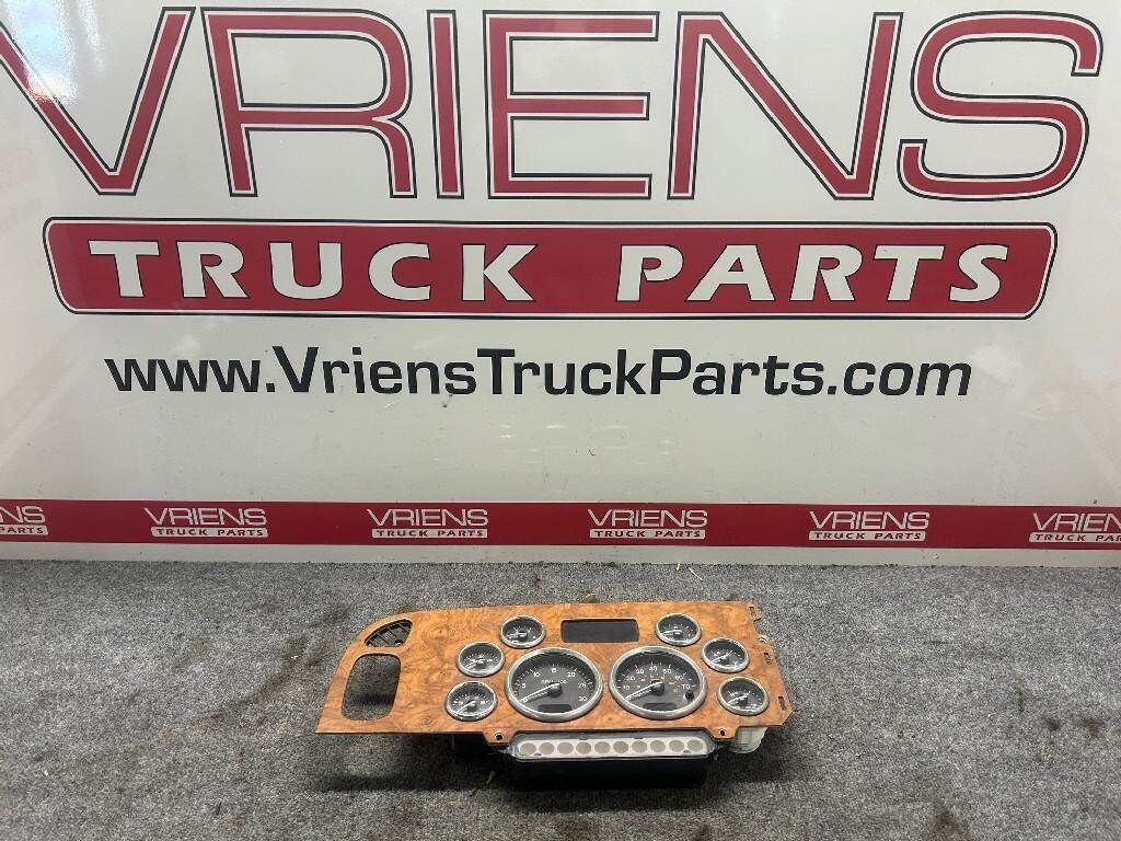 Peterbilt Instrument Panel Cluster