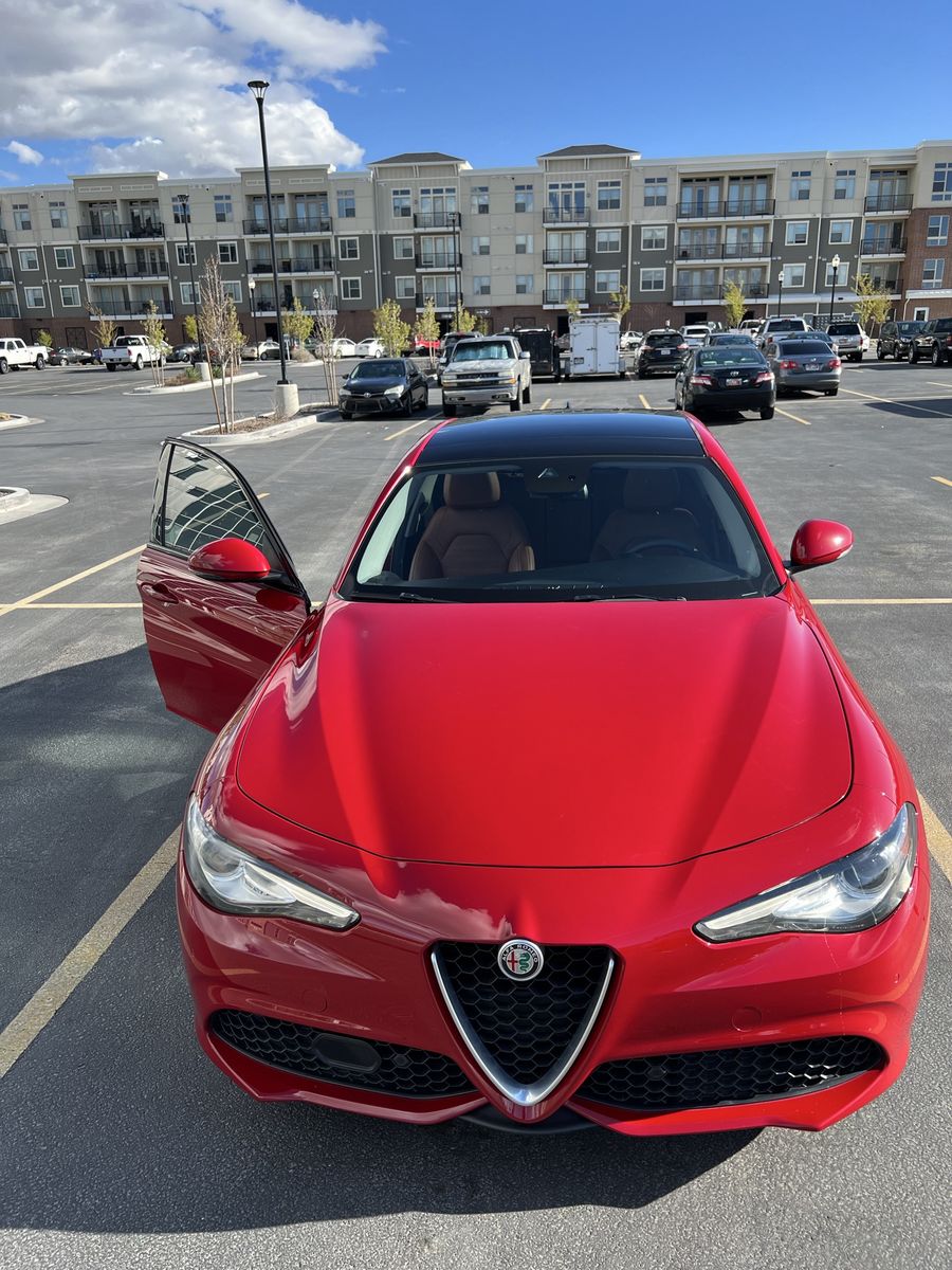 2019 Alfa Romeo Giulia 