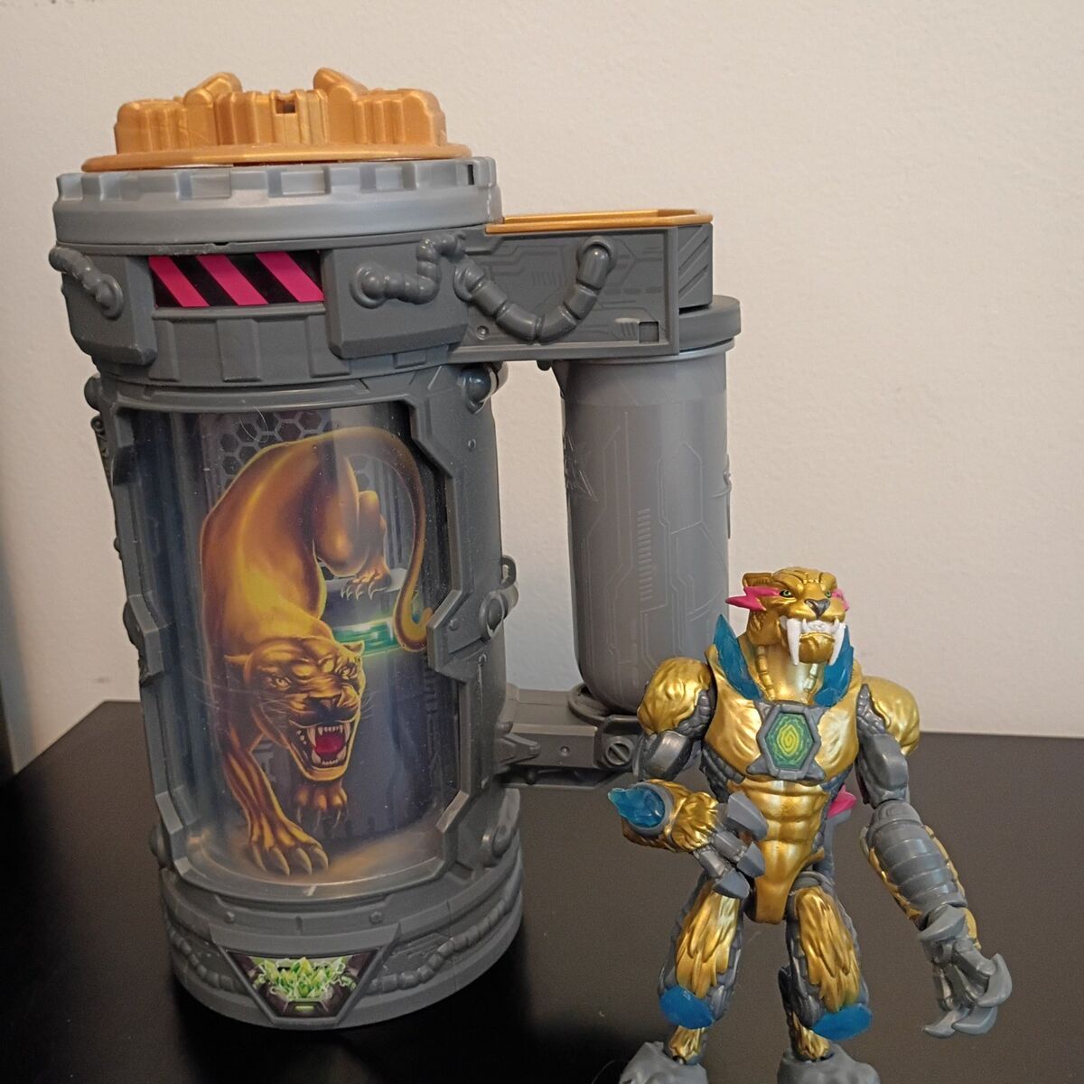 Mr. Beast Beast Lab Mutation action figure