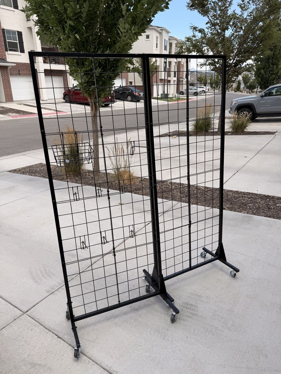 2 x 5.6 Ft Grid Wall Panels, 2 Packs Wire Gridwall Display Racks Tower with T-Base, Floorstanding Double Side Gridwall Panels