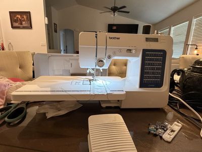 Brother CS7000X Computerized Sewing & Quilting Machine LCD Display