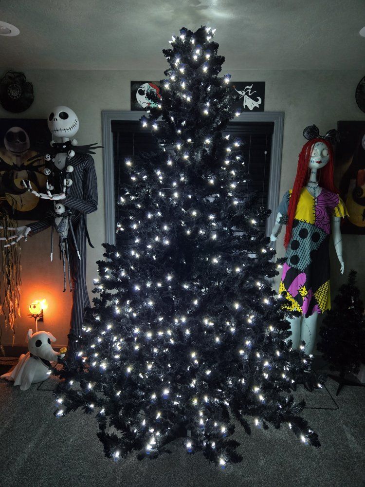 7.5ft Pre-Lit Black Flocked Christmas Tree