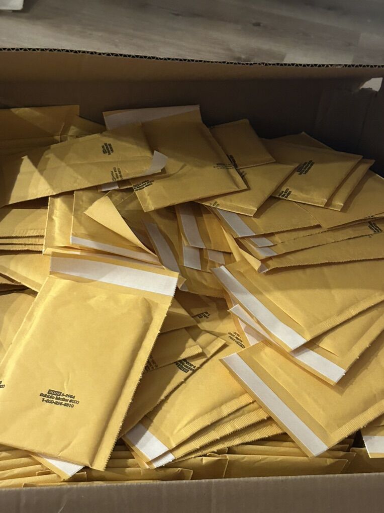 Uline Bubble Mailers S-9984