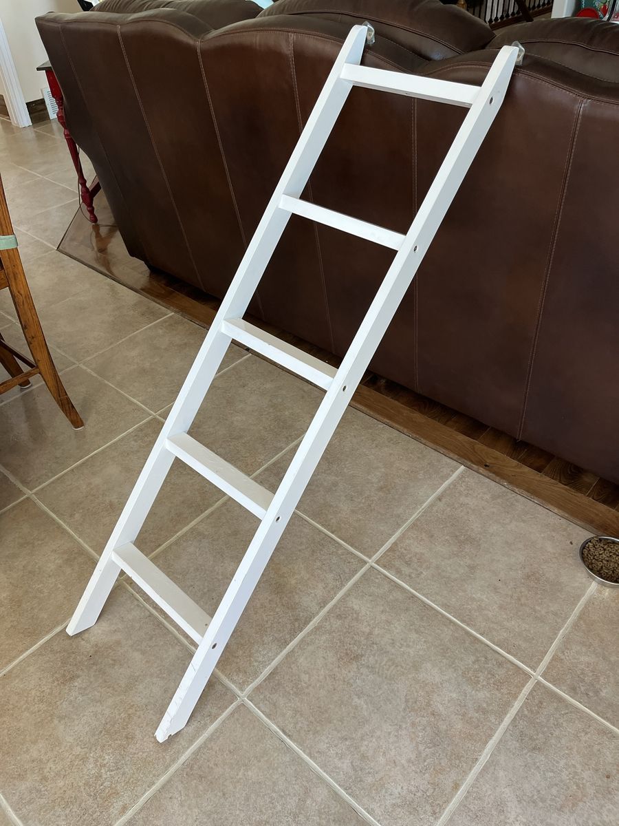 Bunkbed ladder 57” tall 14” wide bunk bed