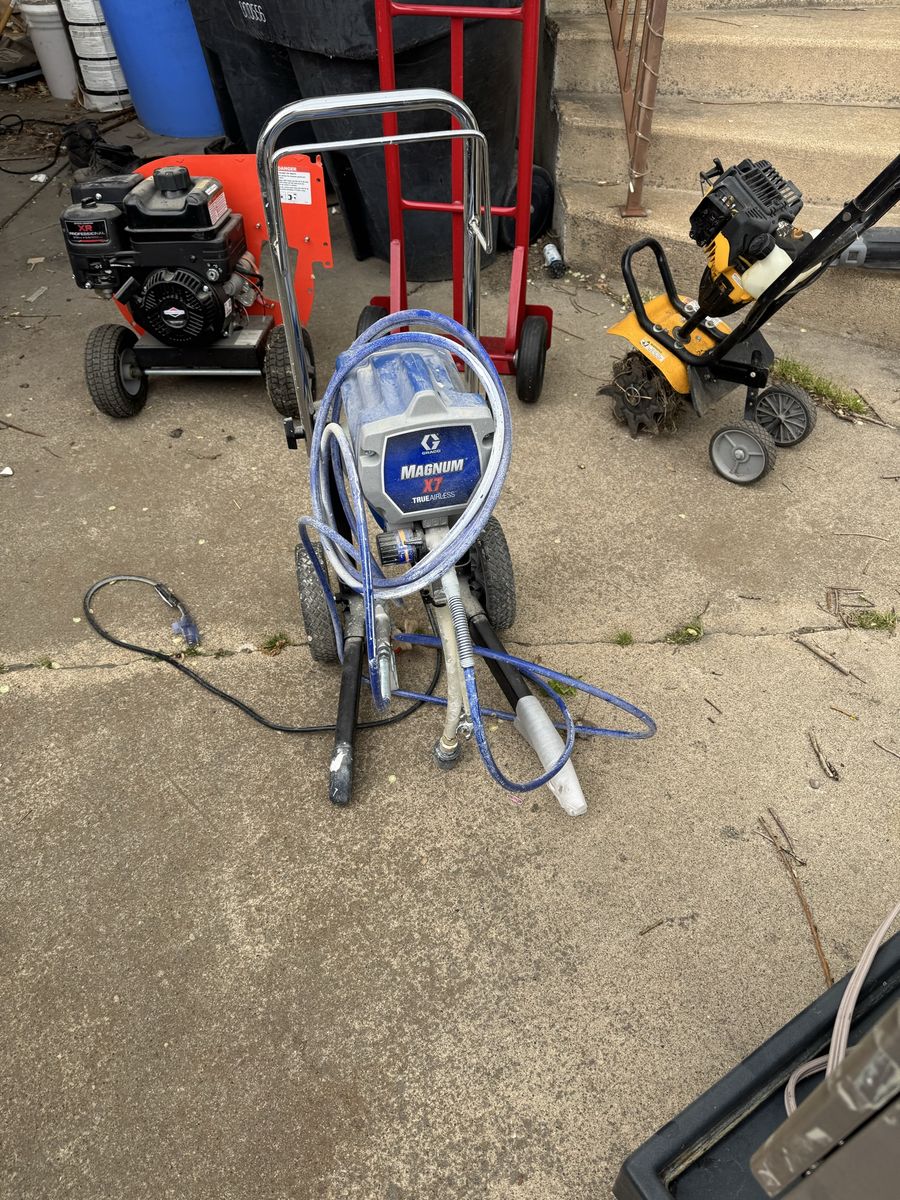 Graco Magnum X7 Airless Paint Sprayer