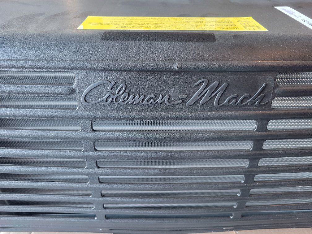 Coleman mach  3 rv Air