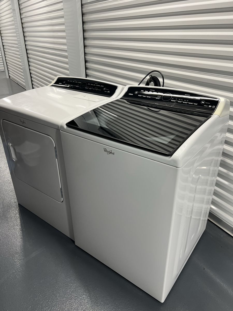 Washer And Dryer - Whirlpool Set