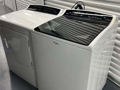 Washer And Dryer - Whirlpool Set