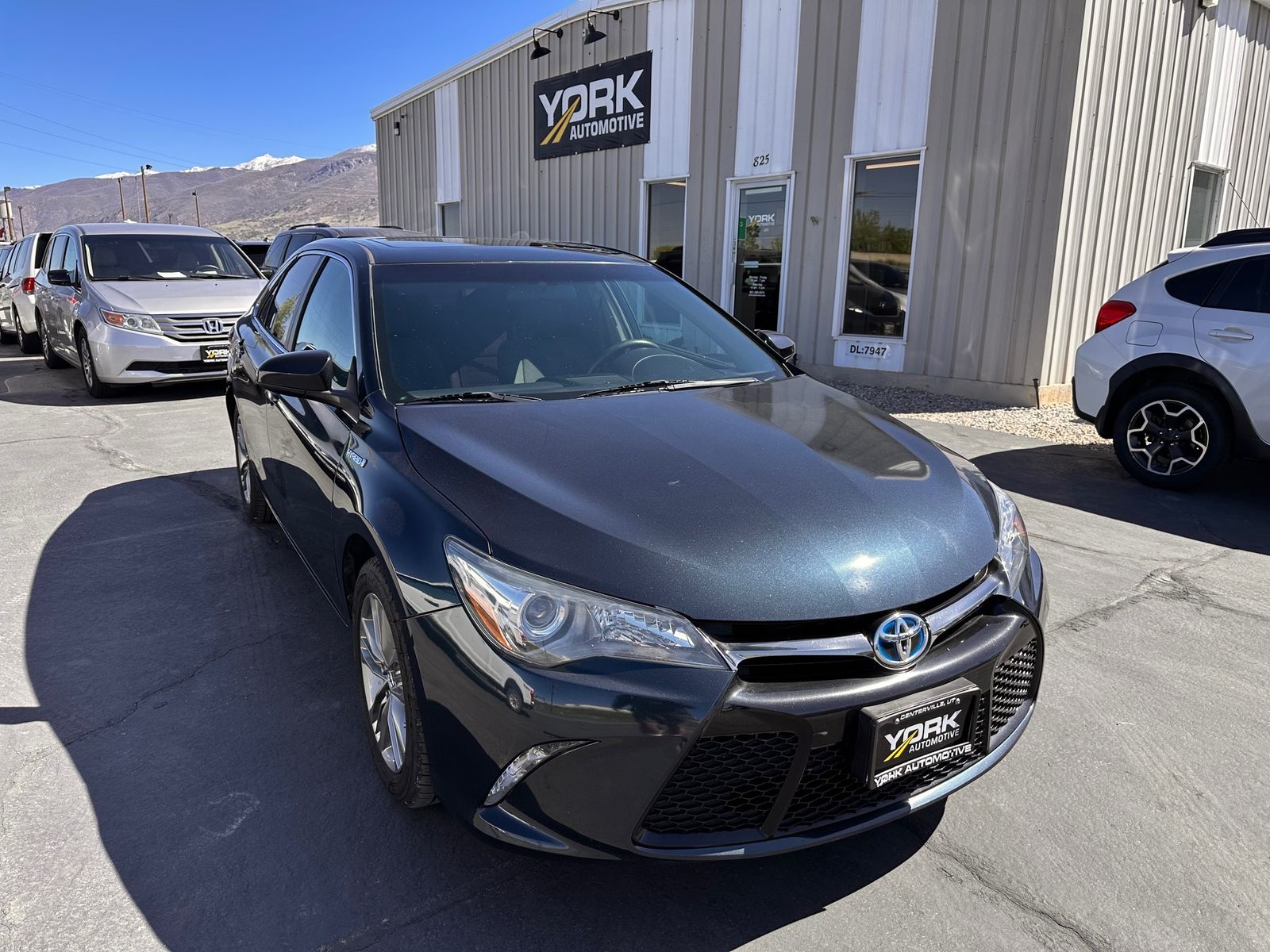 2016 Toyota Camry Hybrid SE