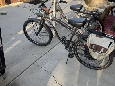 2 Beach cruiser E-bikes