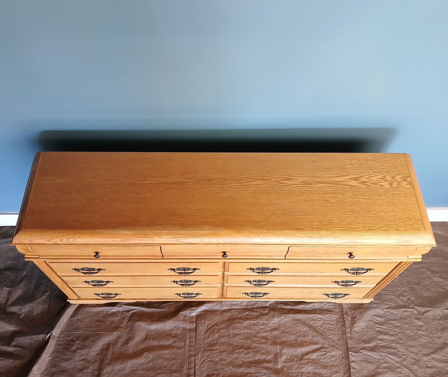 Main image 6