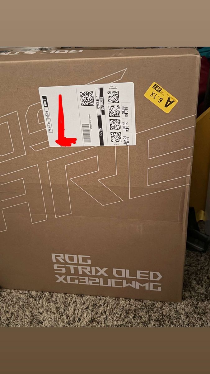 ASUS XG32UCWMG