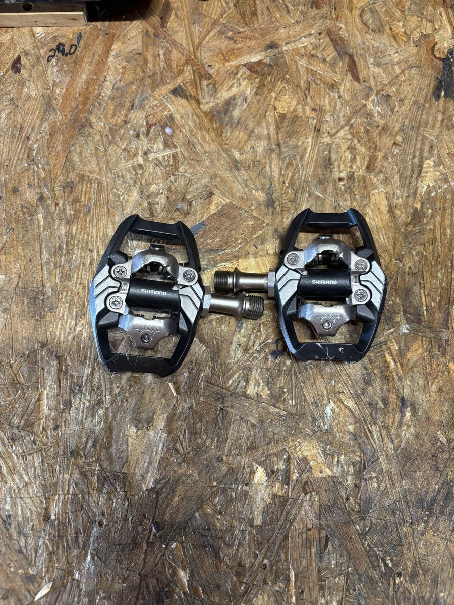 Shimano XT pedals