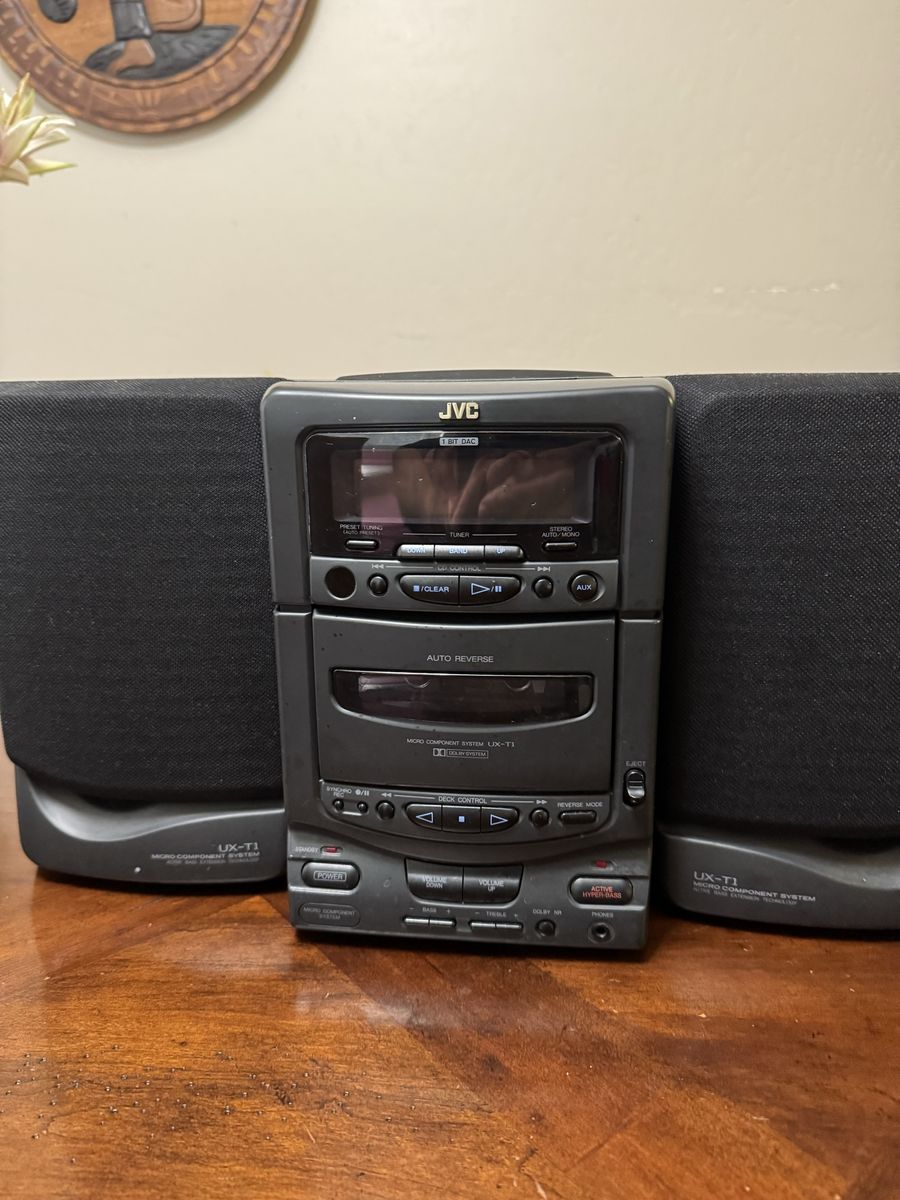 JVC UX-T1 Micro Component System with CD Player, Cassette Deck, and AM/FM Tuner