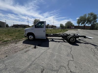 Ford E-450 Cutaway Chassis Cab Truck - White, Ready for Custom Upfit, Commercial Vehicle
