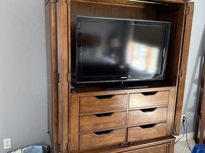 Ethan Allen Townhouse Amoire