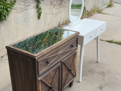 White vanity with mirror or entry table with mirro