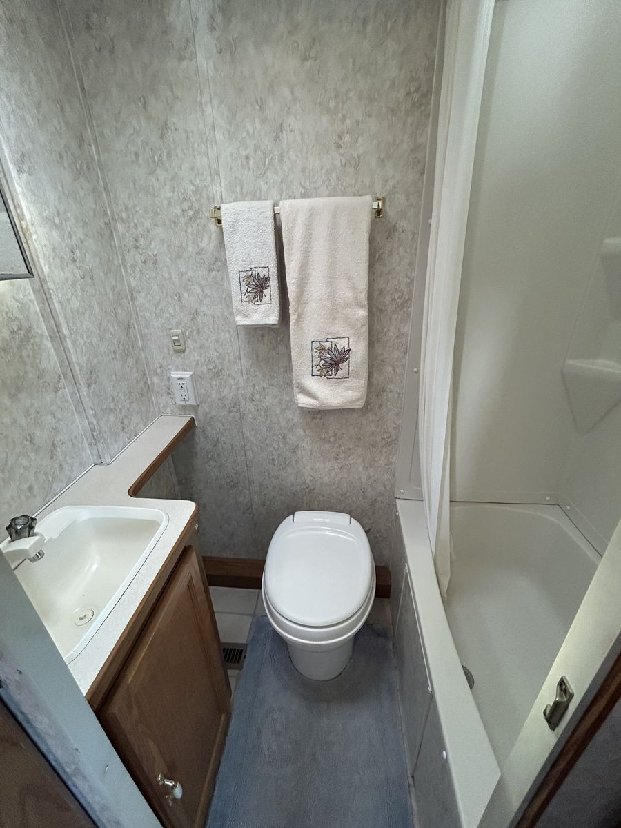 Main image 22