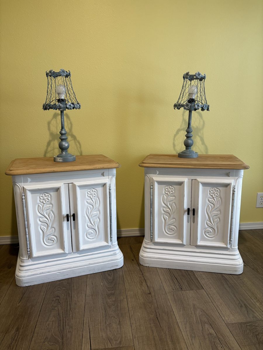 Pair of Vintage Style White Painted Wooden Nightstands with Carved Floral Doors and Matching Lamps