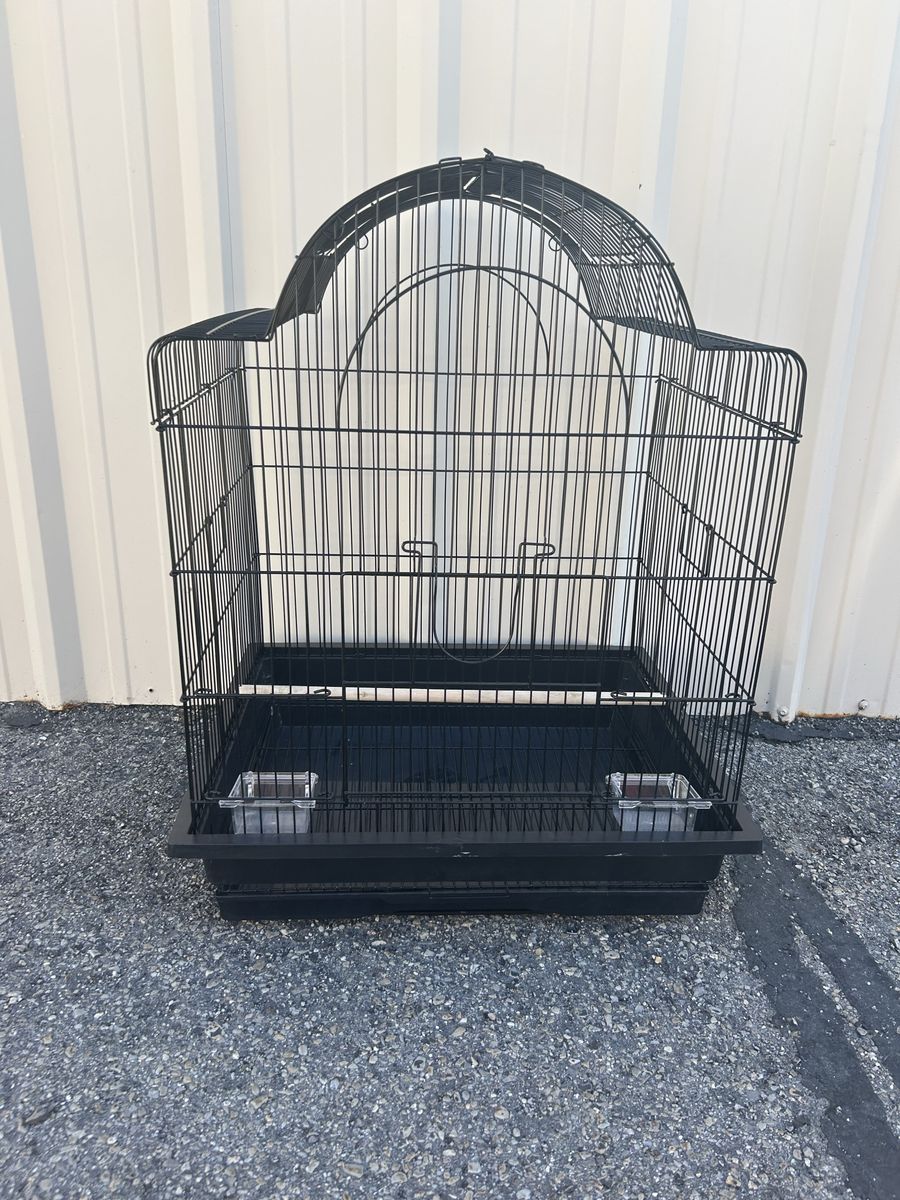 All living things bird cage 25.2”x21.1”x31.9” 